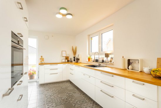 Stadthaus-Flair-124-Familie-H-Kueche-01